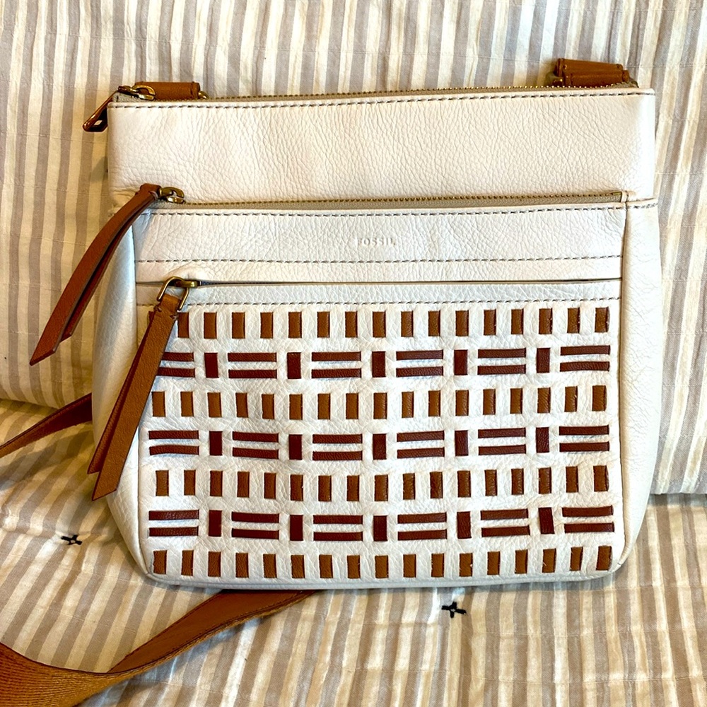 FOSSIL leather crossbody geometric weave pattern brown, cream